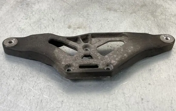 Audi A6 S6 C6 4F Rear differential/diff mount bracket 4F0599287