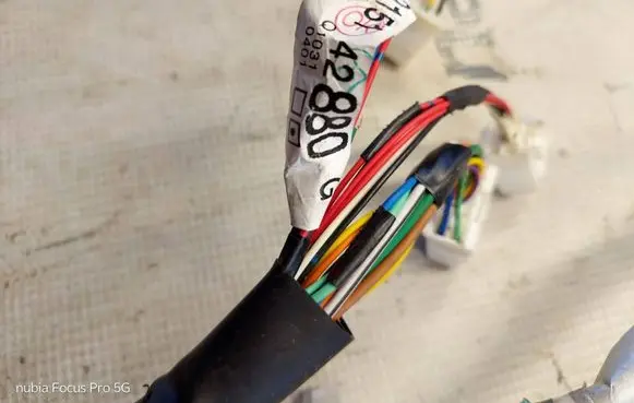Toyota RAV 4 (XA30) Front door wiring loom 8215142880 8974642010
