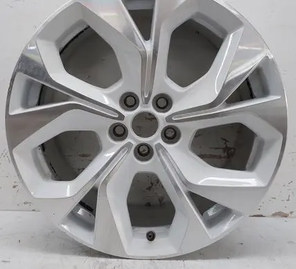 R19 alloy rim