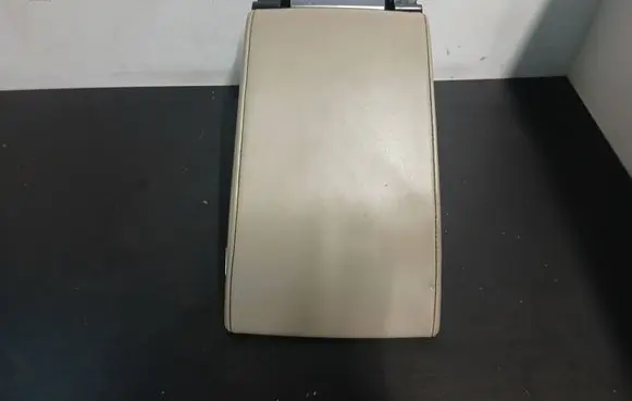 Volvo S80 Armrest 30715142