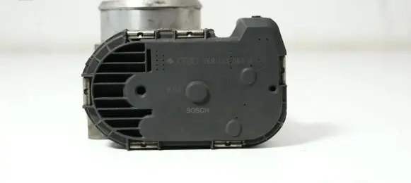 Audi A6 S6 C5 4B Throttle valve 06B133062M