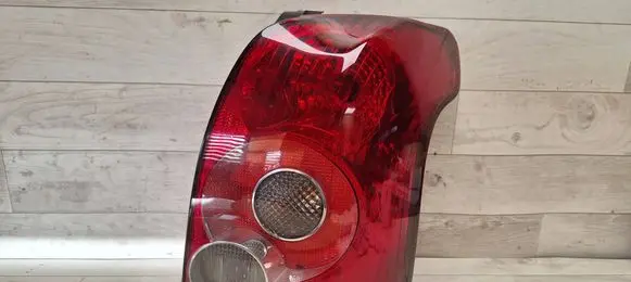Toyota Avensis T250 Rear/tail lights 