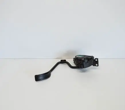 Audi A8 S8 D3 4E Accelerator throttle pedal 4E2723523F