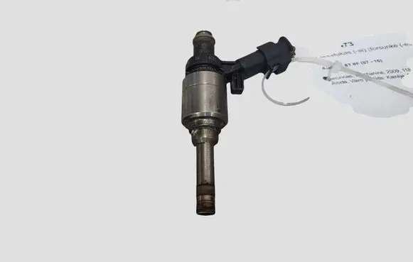 Audi A5 8T 8F Fuel injector 06H906036F 0261500057