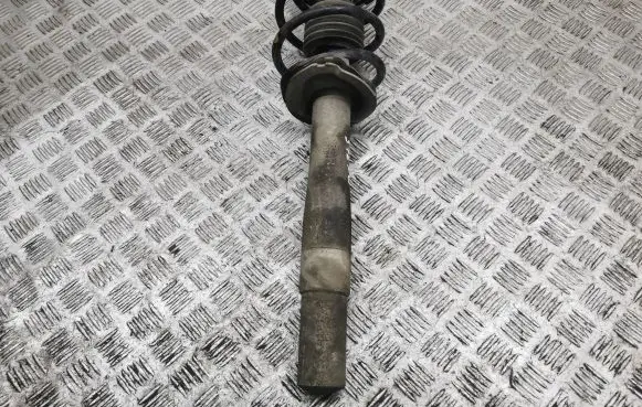 BMW 5 E60 E61 Front shock absorber with coil spring 6764458