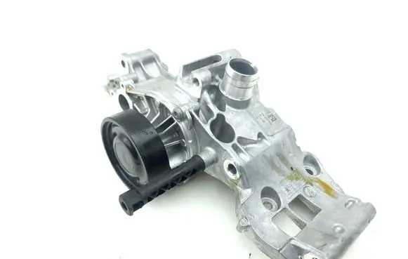 Mini F65 Water pump 8631940