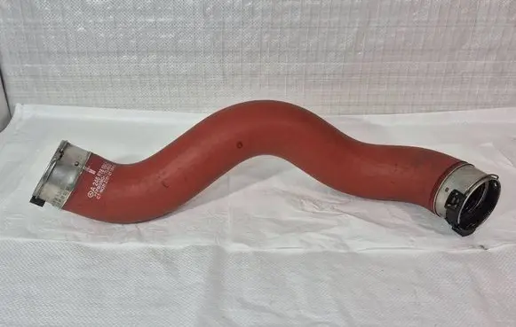Mercedes-Benz B W246 W242 Intercooler hose/pipe A2465280982