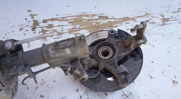 Peugeot 308 Front wheel hub spindle knuckle