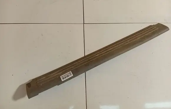 Chrysler Voyager Rear sill trim cover 4706377