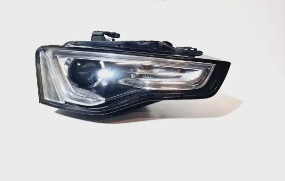 Audi S5 Headlight/headlamp 8T0941006D 8T0941006 030127462