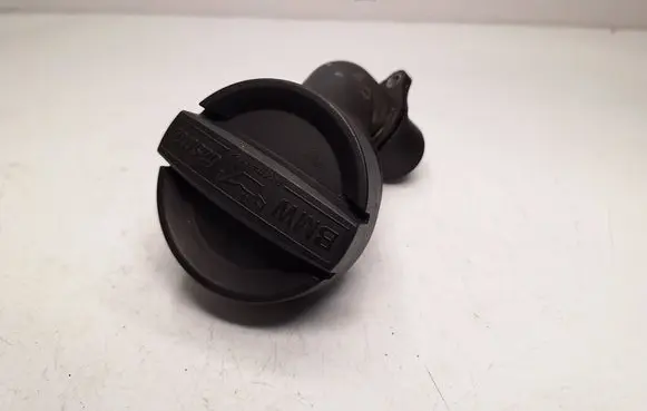 BMW X5 E70 Oil fill pipe 11127507224