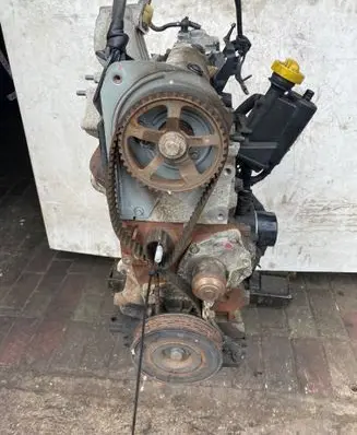 Renault Scenic II - Grand scenic II Engine F9Q