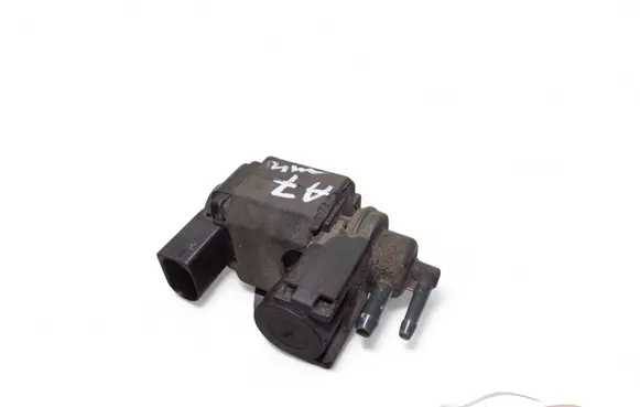 Vacuum valve