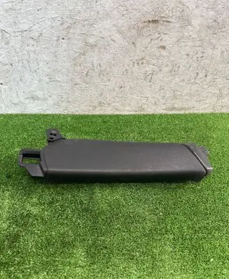 Porsche Macan (95B) (C) pillar trim 95B867287