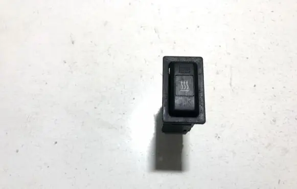 Toyota Avensis T220 Seat heating switch 153261 837-1849