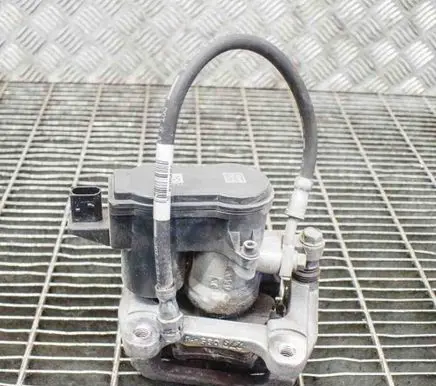 Volvo XC40 Rear brake caliper P31665007 31471181