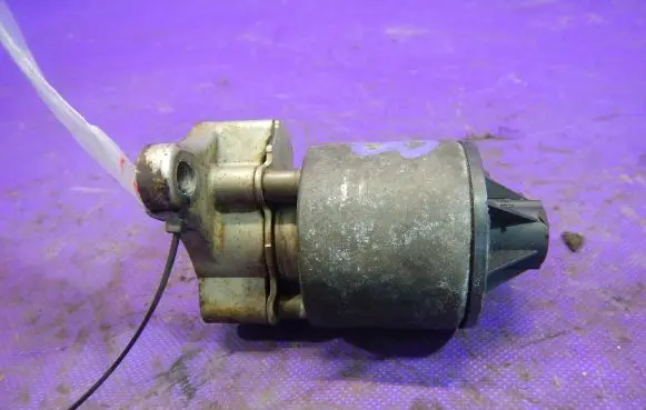 Opel Astra F EGR valve