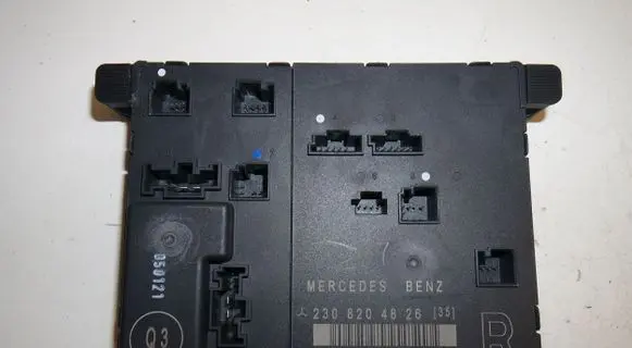 Mercedes-Benz SL R230 Door control unit/module 2308204826