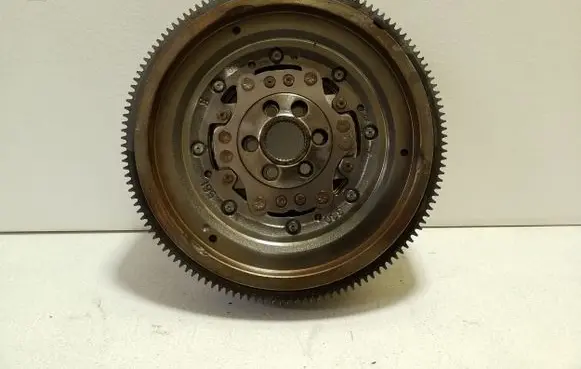 Volkswagen Tiguan Flywheel 03L105266DQ