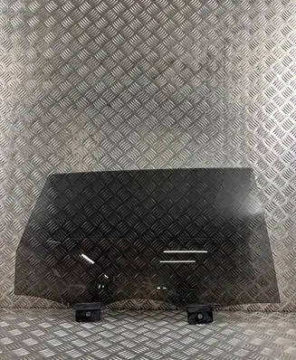Audi Q7 4L Rear door window glass 4L0845026A
