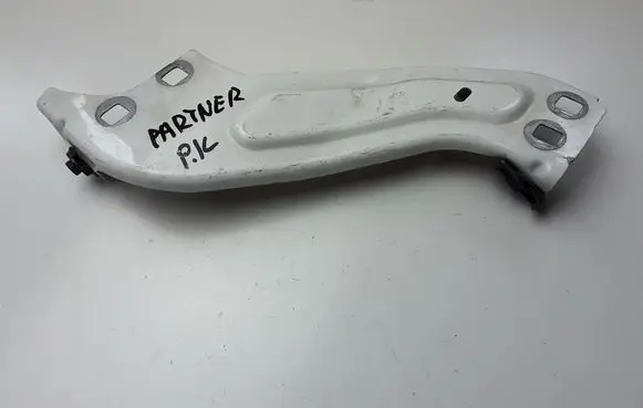 Citroen Berlingo Headlight/headlamp mounting bracket 02G