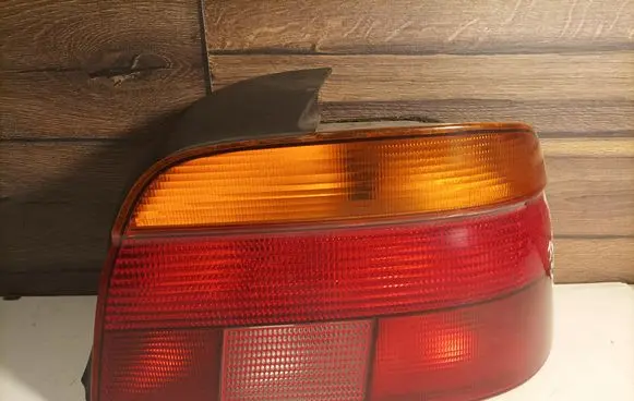 BMW 5 E39 Rear/tail lights 2VP00724002