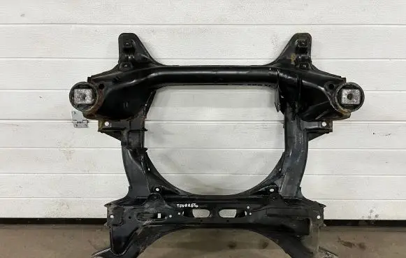 Volkswagen Touareg II Front subframe 7L0499311L