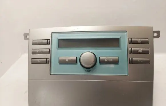 Toyota Corolla Verso AR10 Climate control unit 559000F030 559020F010 559120F010