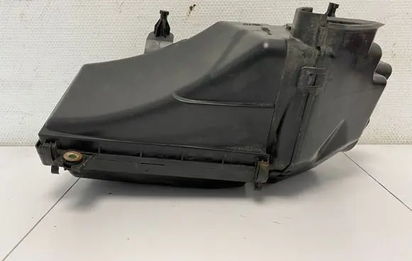Nissan Murano Z50 Air filter box 9Y501