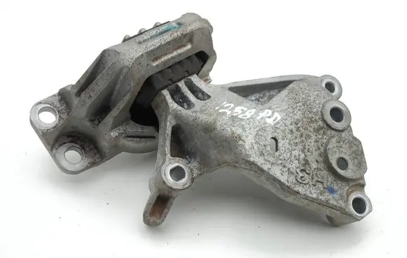 Nissan Qashqai J12 Engine mount bracket 112326UB0A