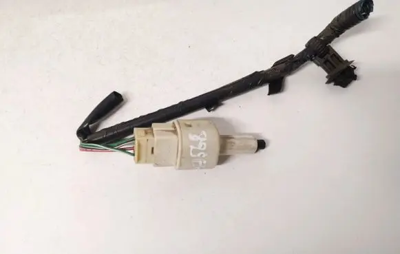 Toyota Avensis T250 Brake pedal sensor switch