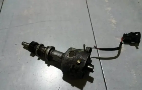 Mazda 626 Spark distributor 0237002071