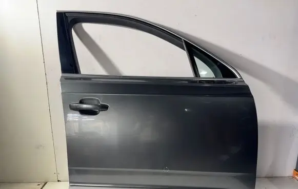 Audi Q7 4M Front door 4M0035298A