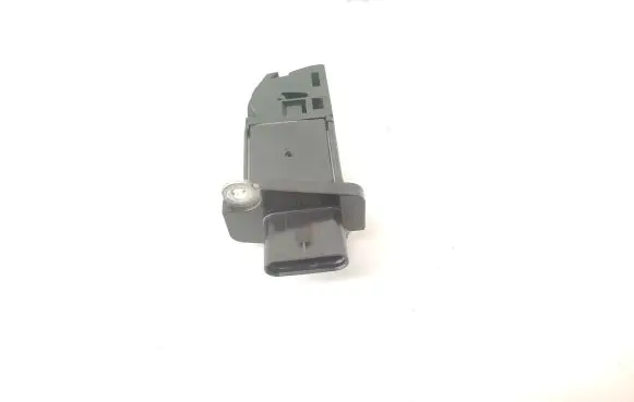 BMW 5 F10 F11 Mass air flow meter 7804150