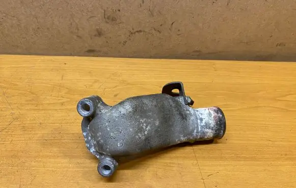 Toyota Corolla E120 E130 Engine coolant pipe/hose