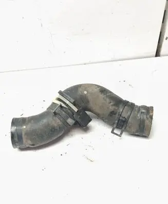 Toyota Avensis T220 Engine coolant pipe/hose 1657127021