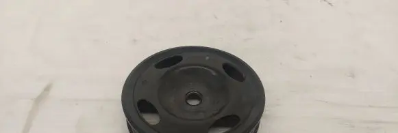 Volkswagen PASSAT B6 Crankshaft pulley 03D105255D