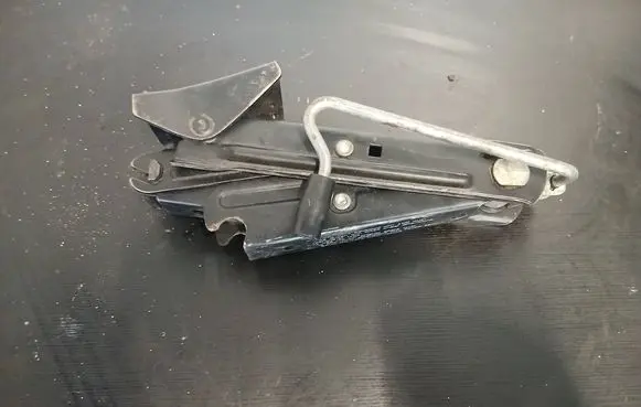Volvo S60 Lift Jack 8679370