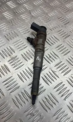 BMW 5 E60 E61 Fuel injector 7794652