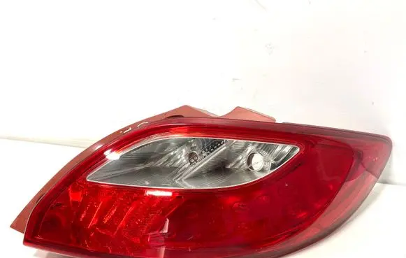 Mazda 2 Rear/tail lights D65151150 K2442