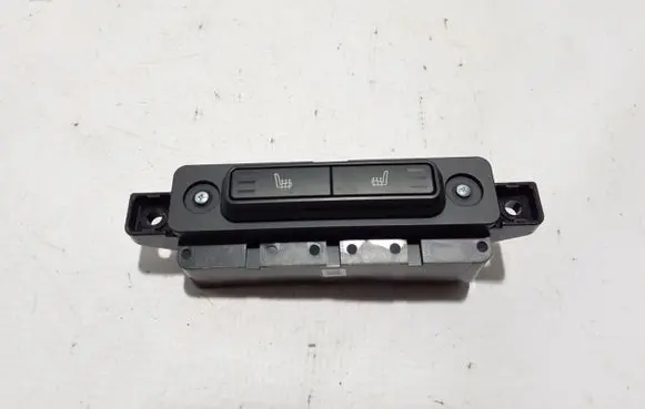 Land Rover Range Rover L405 Seat heating switch HY3218D687AC