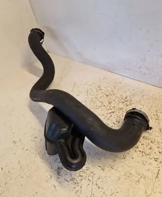 Audi A4 S4 B8 8K Air intake hose/pipe 8K0145673