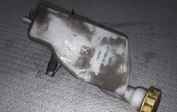 Citroen C3 Master brake cylinder 32067093