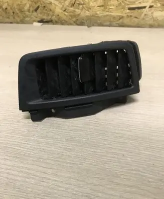 KIA Soul Dash center air vent grill 974102K000