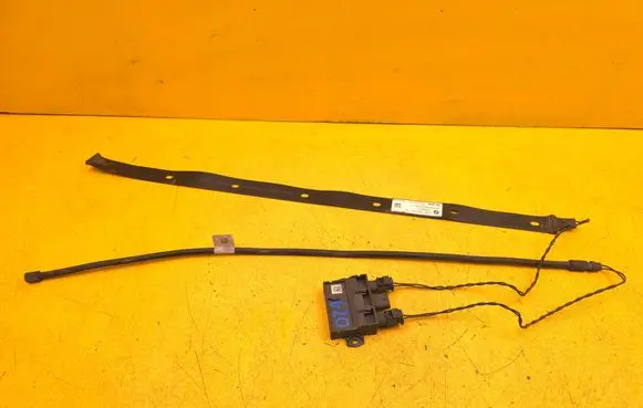 BMW 3 G20 G21 Tailgate sensor 7391042 7932682