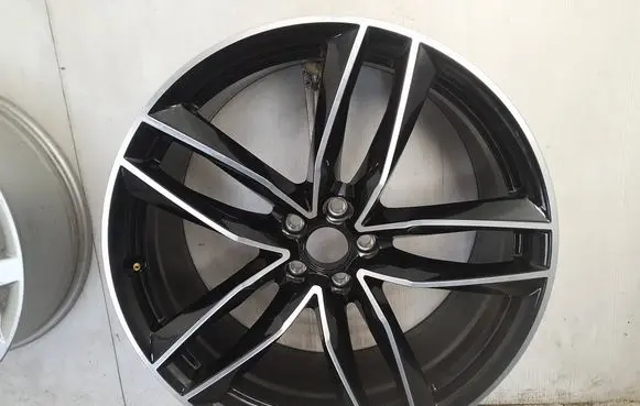 Audi RS6 C7 R21 alloy rim 4G0601025CG