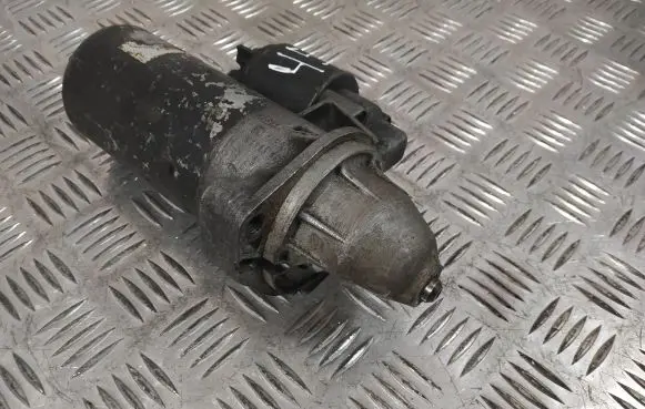 Mercedes-Benz E W210 Starter motor 0001108003