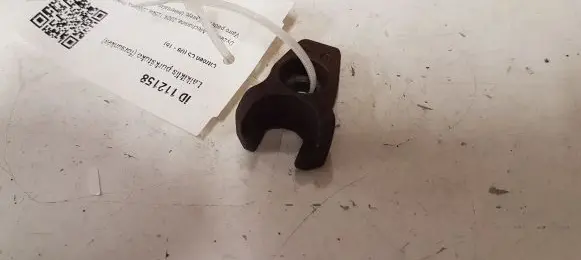 Citroen C5 Fuel Injector clamp holder 569222