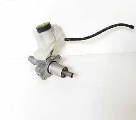 Mercedes-Benz C W204 Master brake cylinder A0064301501