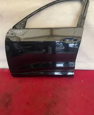 Audi e-tron Front door